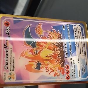 3d Gold Foil Charizard VMAX 143/293 Rare pokemon card